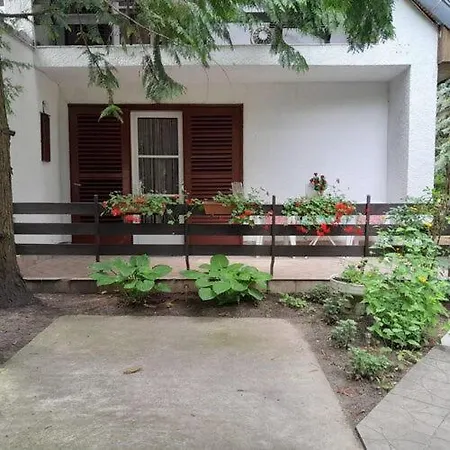 Holiday home Picur Lak *